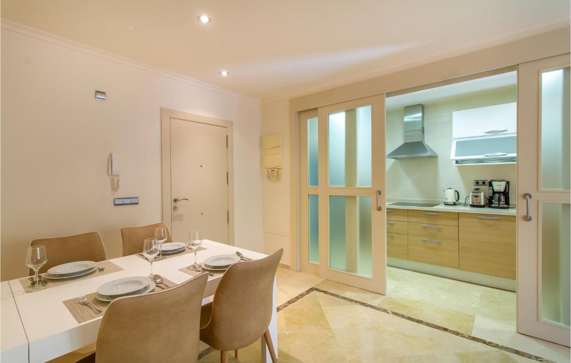 Lovely Apartment In Los Alcazares With Kitchen Exteriér fotografie