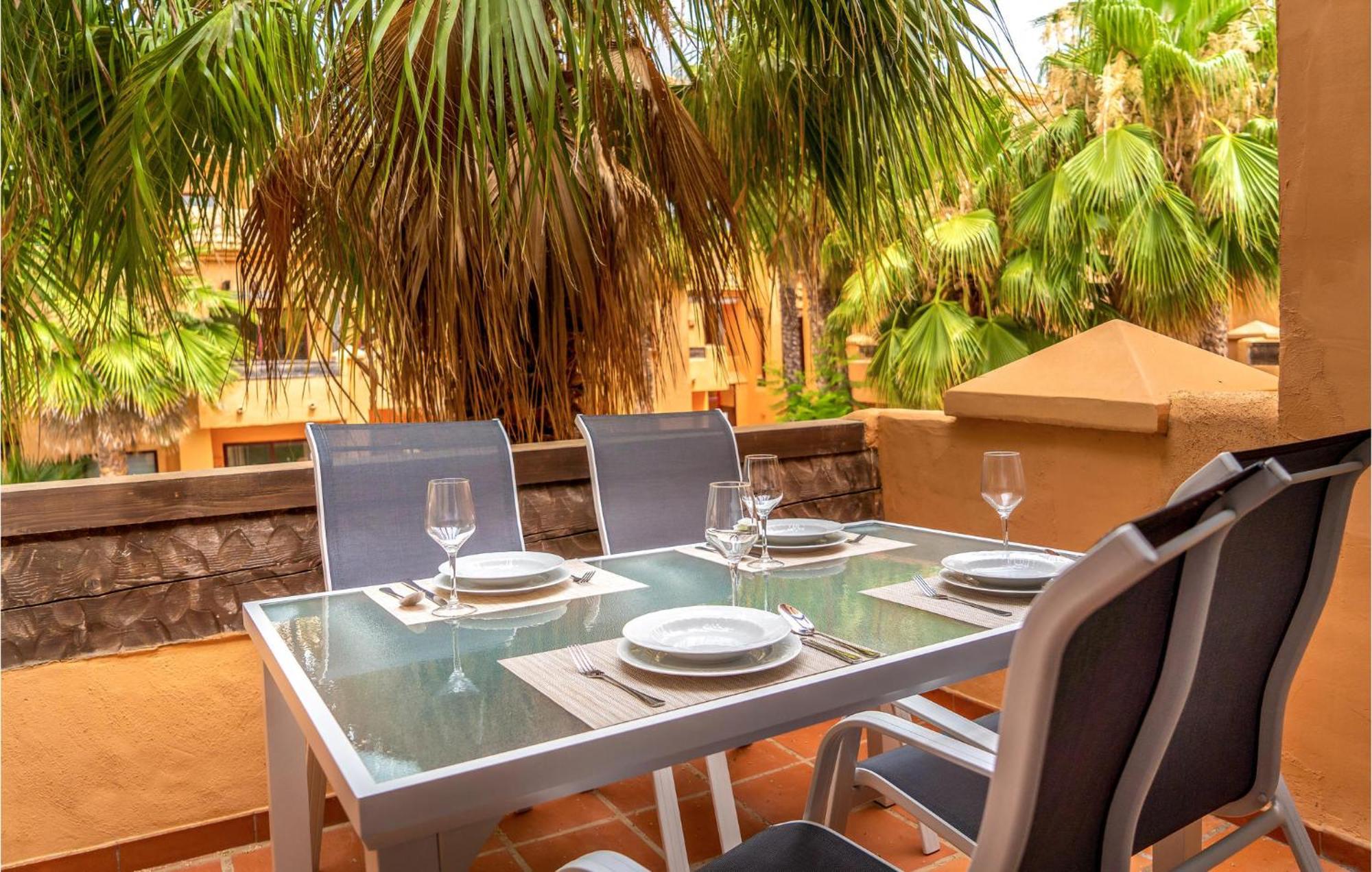 Lovely Apartment In Los Alcazares With Kitchen Exteriér fotografie
