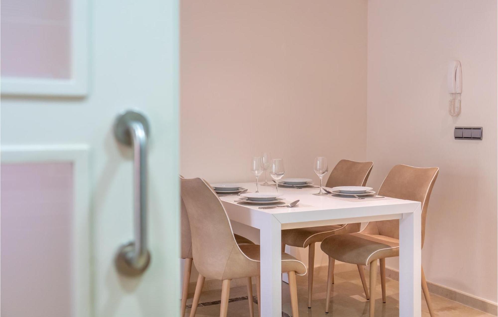 Lovely Apartment In Los Alcazares With Kitchen Exteriér fotografie