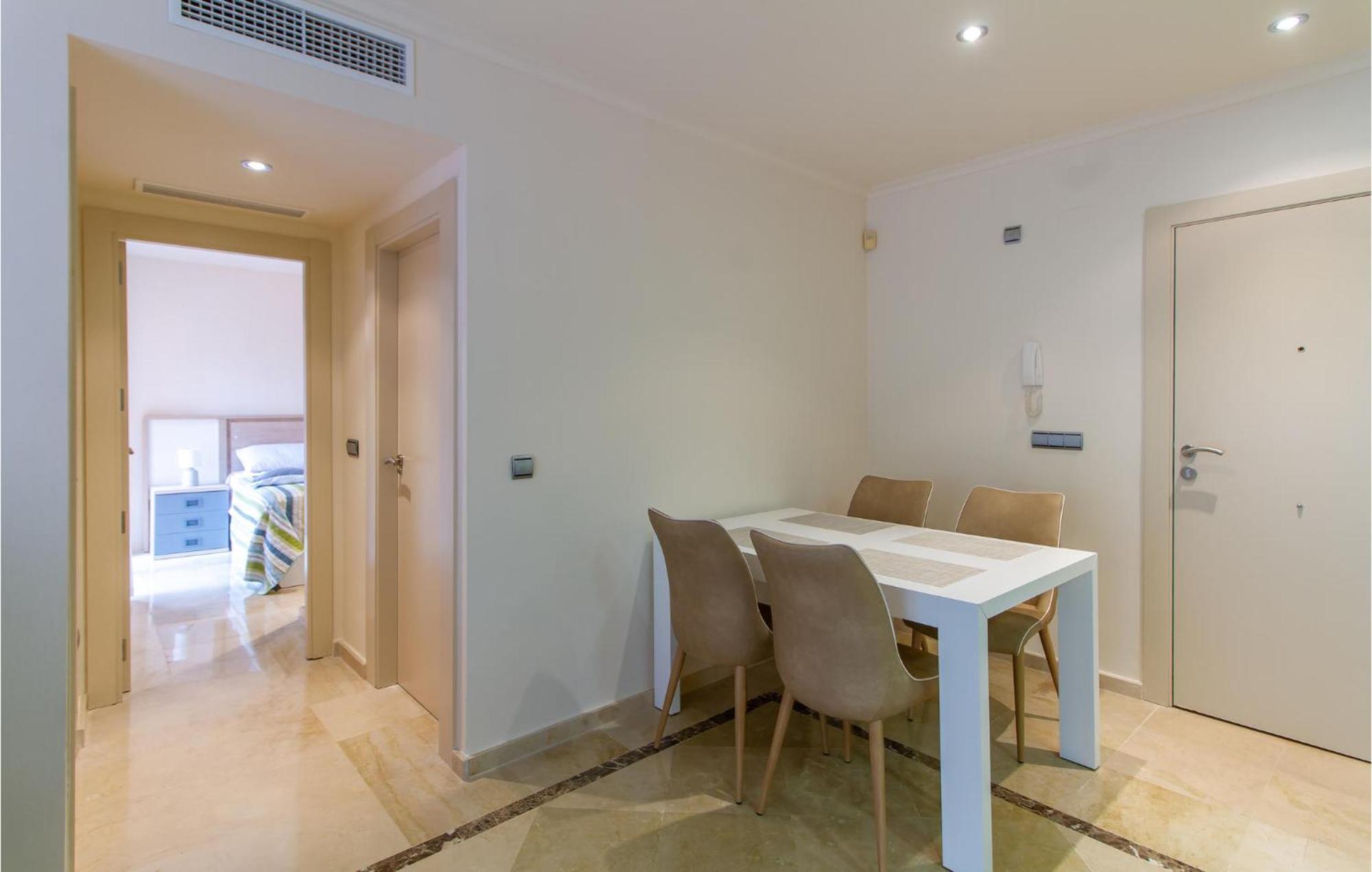 Lovely Apartment In Los Alcazares With Kitchen Exteriér fotografie